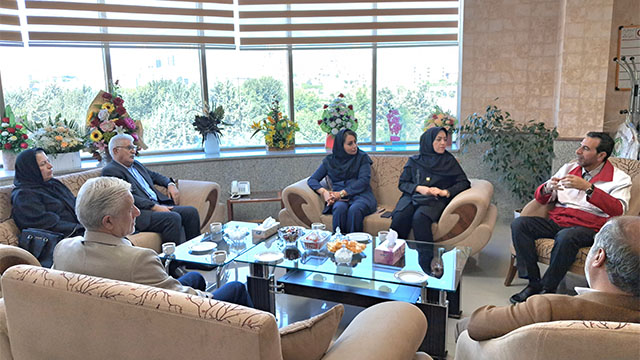 دیدار مسئولان بنیاد خیریه شُکری با مدیر عامل جمعیت هلال احمر کرمانشاه